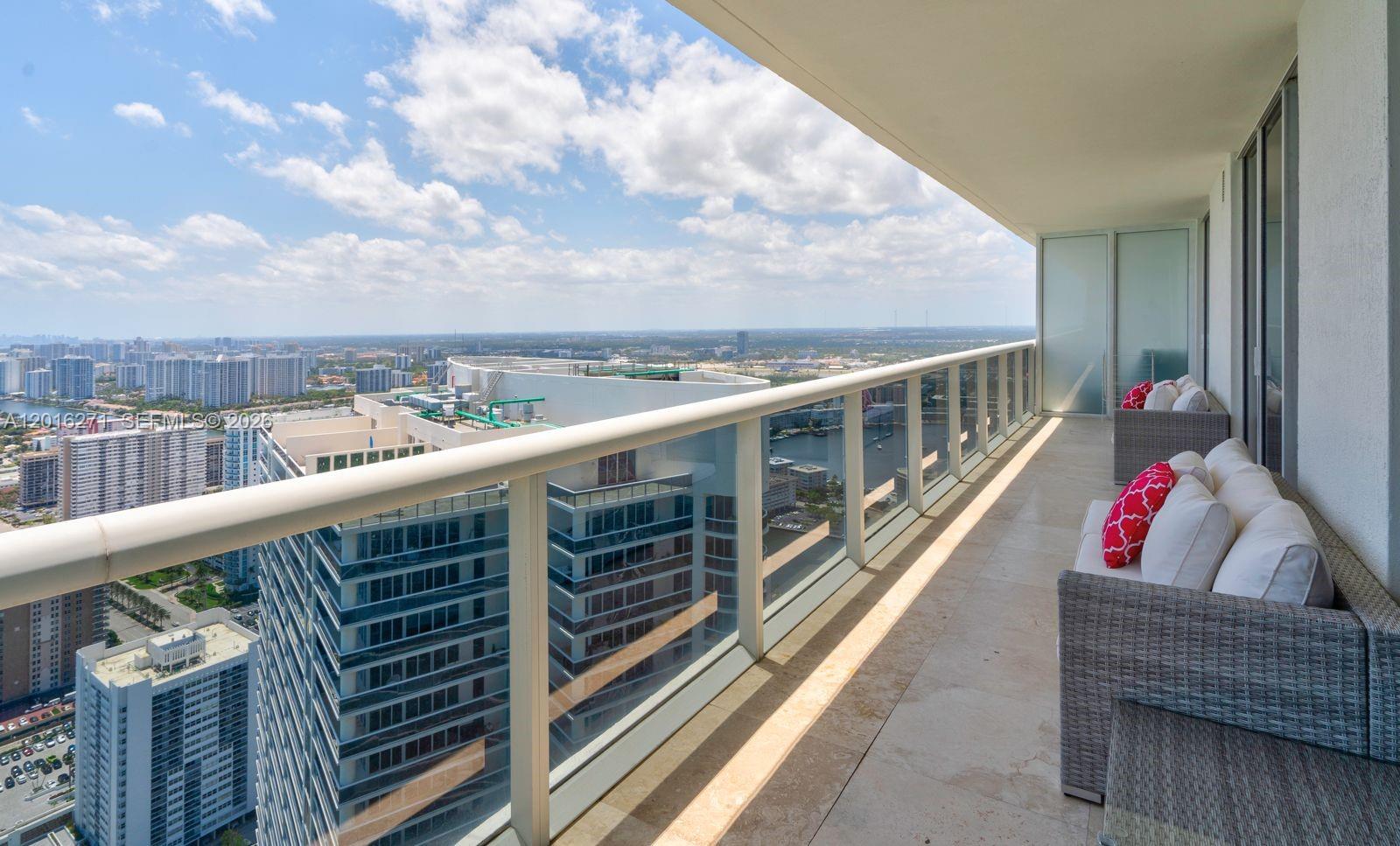 1830 S Ocean Dr 4903 Property Photo 18