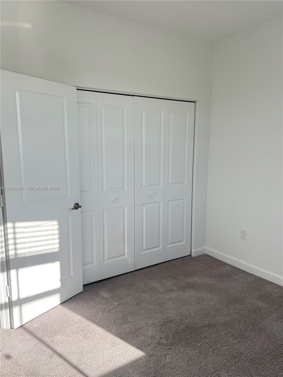 1211 Se 27th Ter Property Photo 17