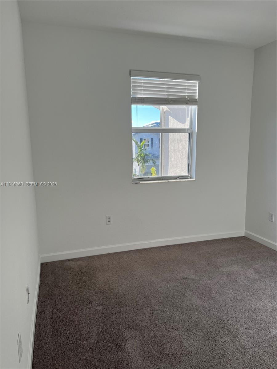 1211 Se 27th Ter Property Photo 19