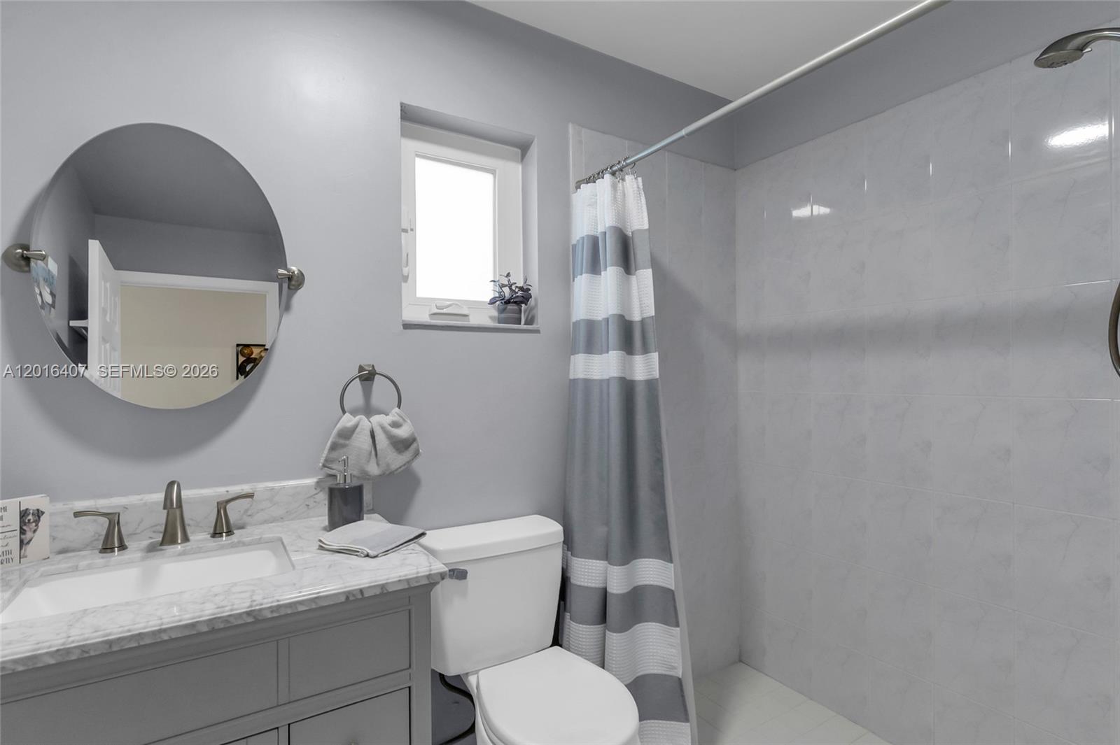 8266 Nw 192nd Ter Property Photo 17