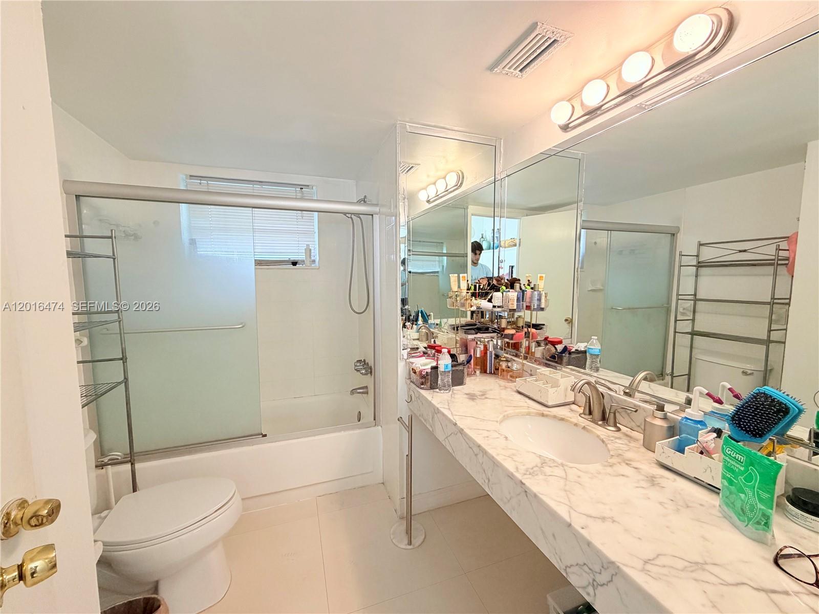 1680 Ne 191st St 105-2 Property Photo 2