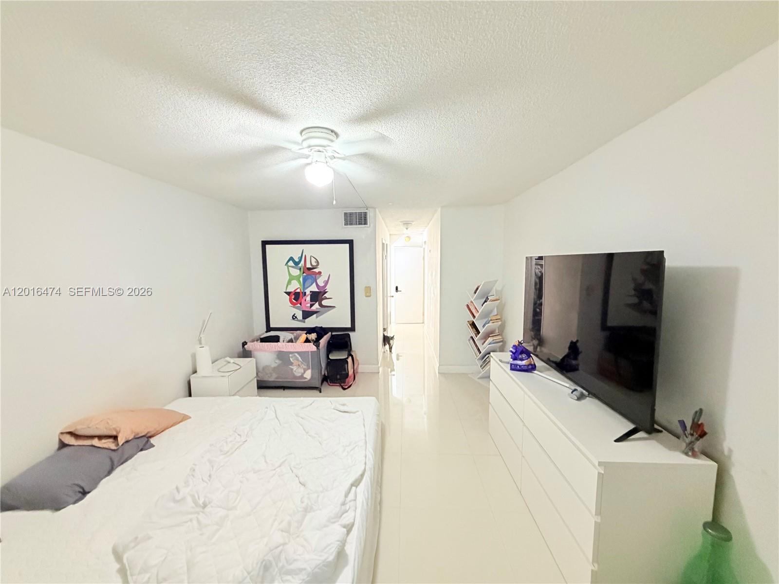1680 Ne 191st St 105-2 Property Photo 4