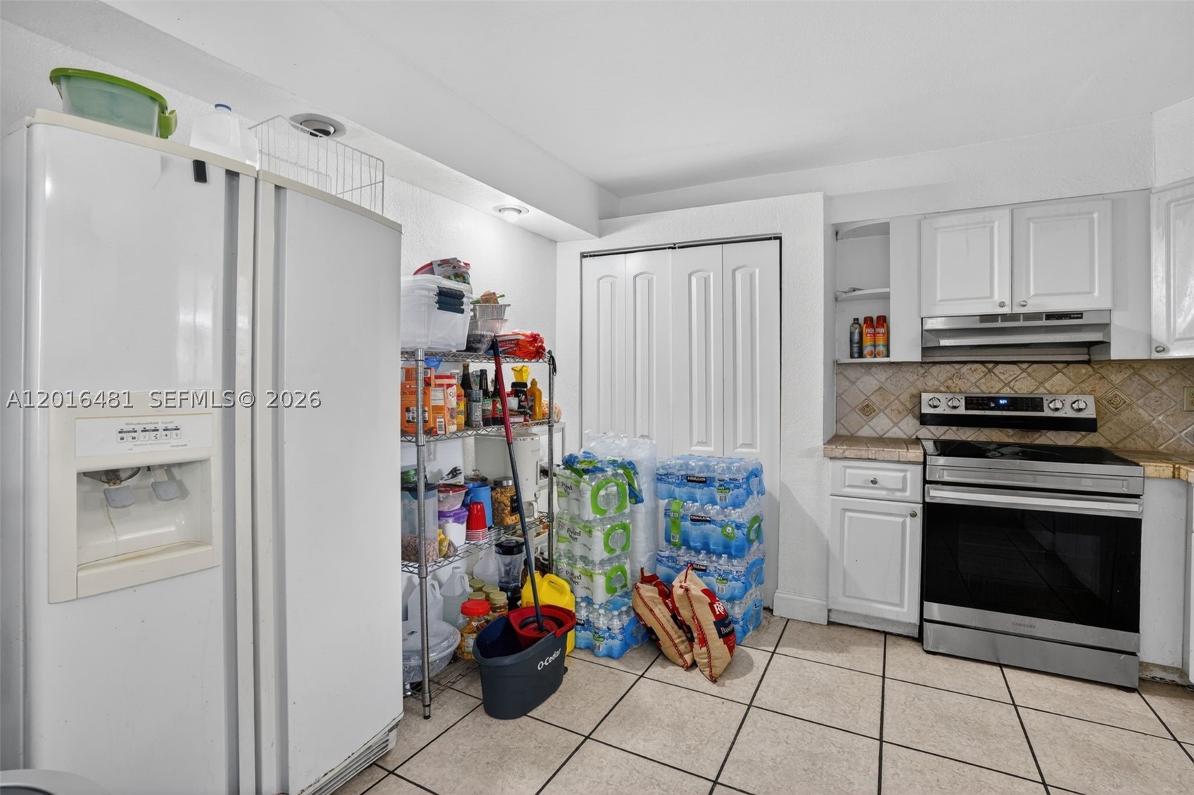 2451 Nw 11th St Property Photo 10