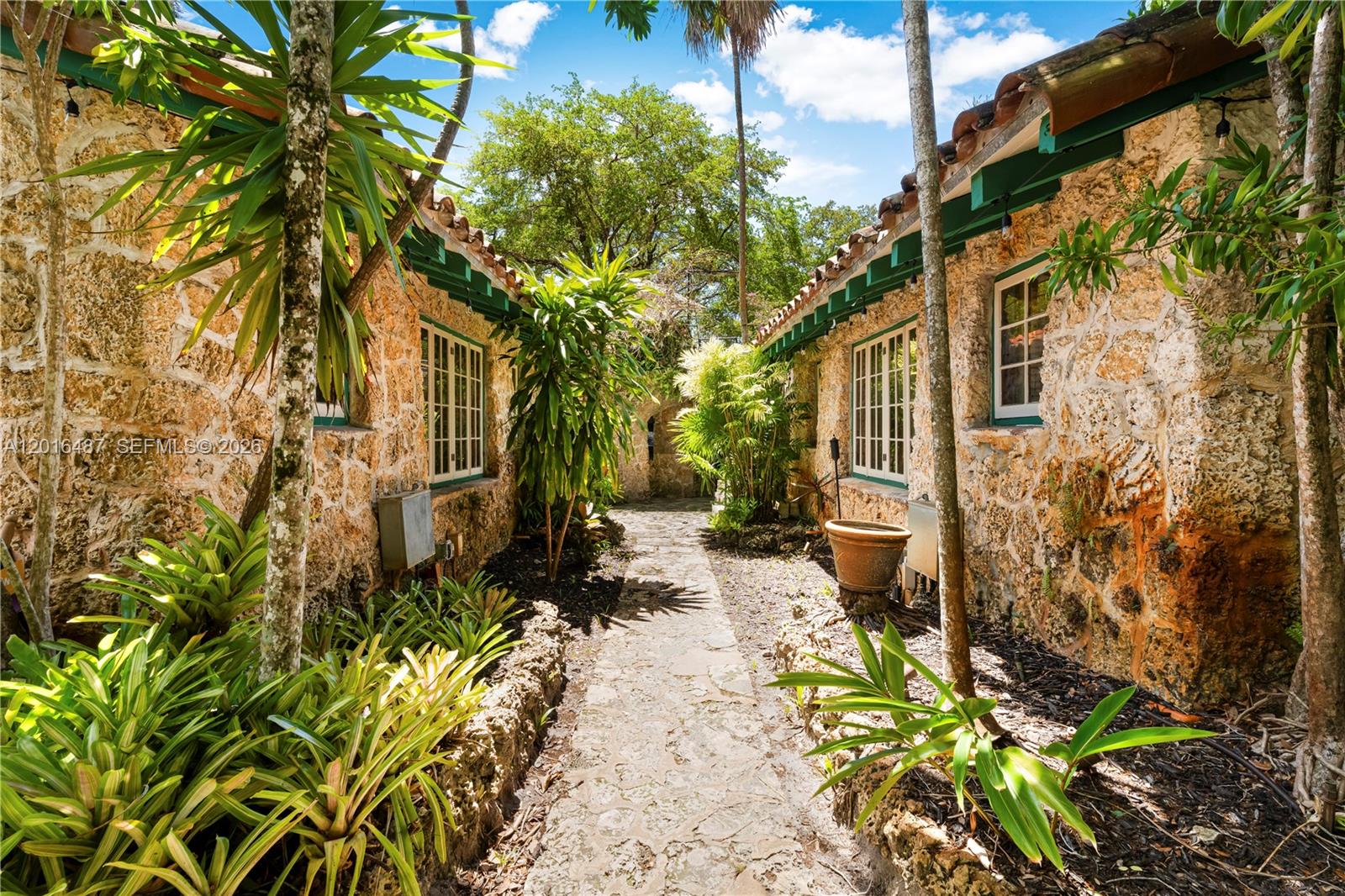 1301 Milan Ave 3 Property Photo 9