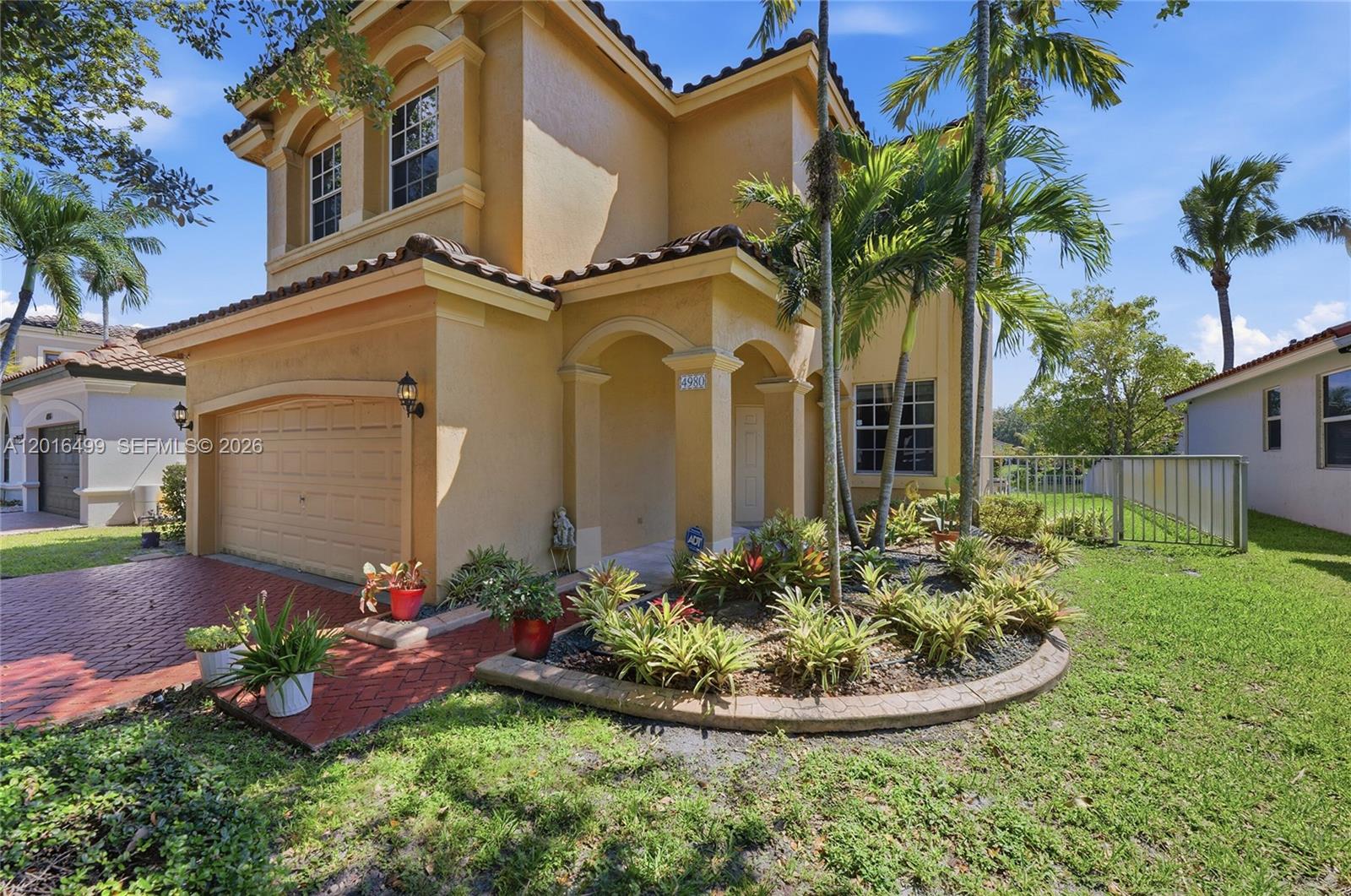 4980 Sw 137th Ter Property Photo 4