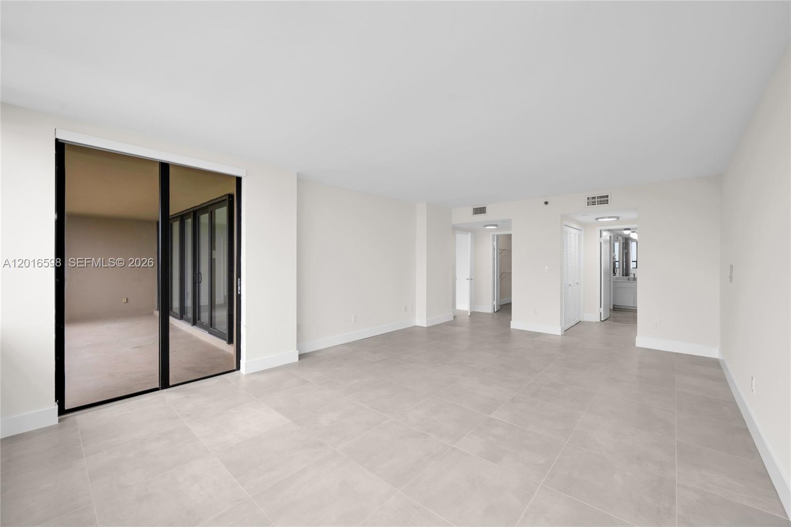 11113 Biscayne Blvd 1253 Property Photo 19
