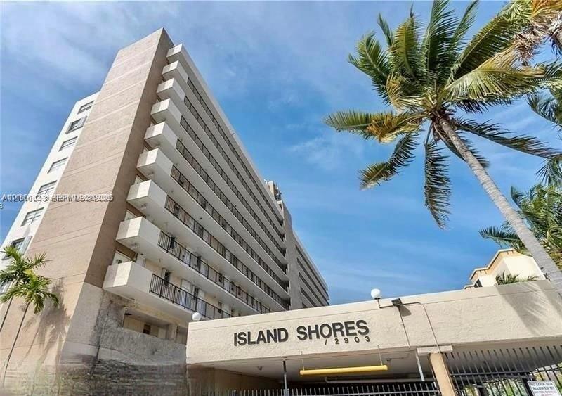 2903 N Miami Beach Blvd 906 Property Photo 1