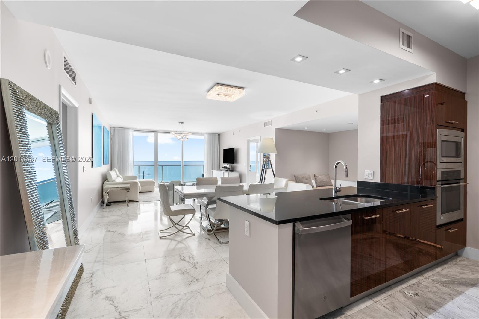 3951 S Ocean Dr 1002 Property Photo 7
