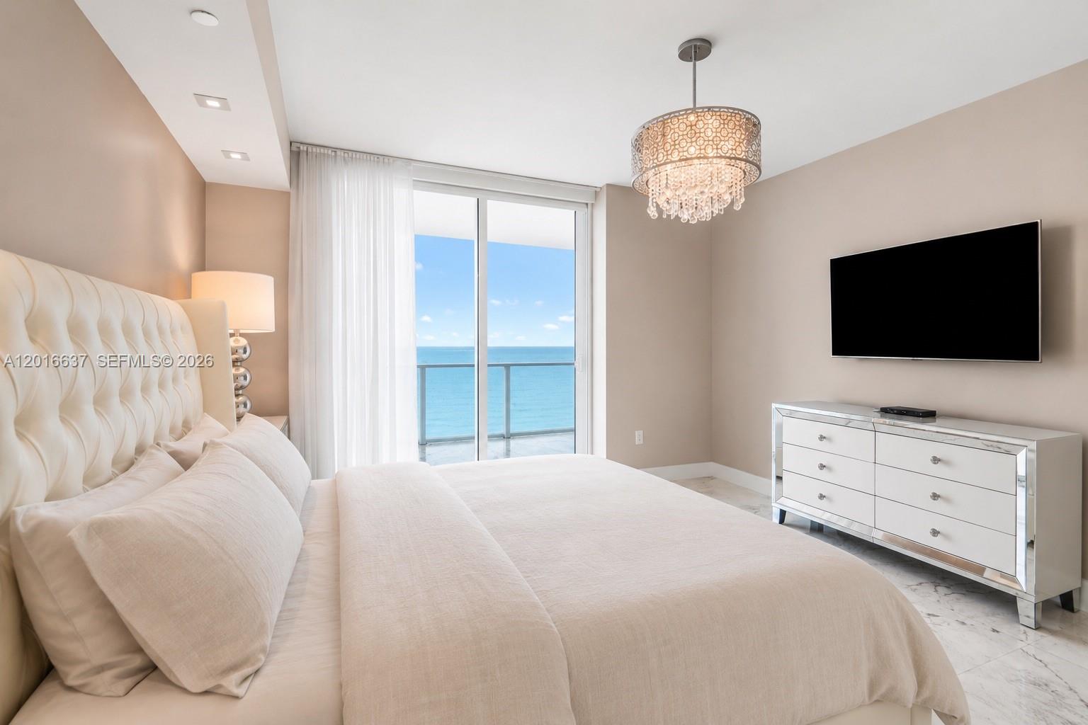 3951 S Ocean Dr 1002 Property Photo 12