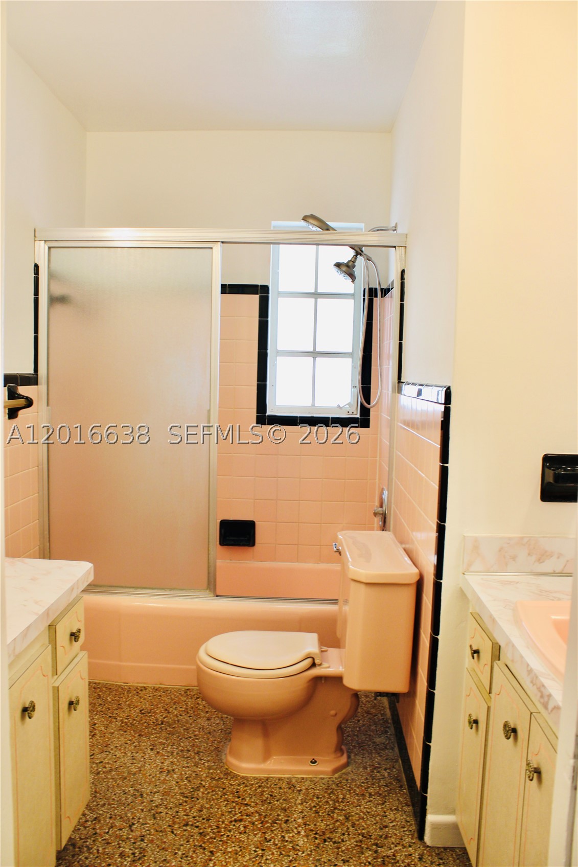 4870 Sw 6th St Property Photo 10