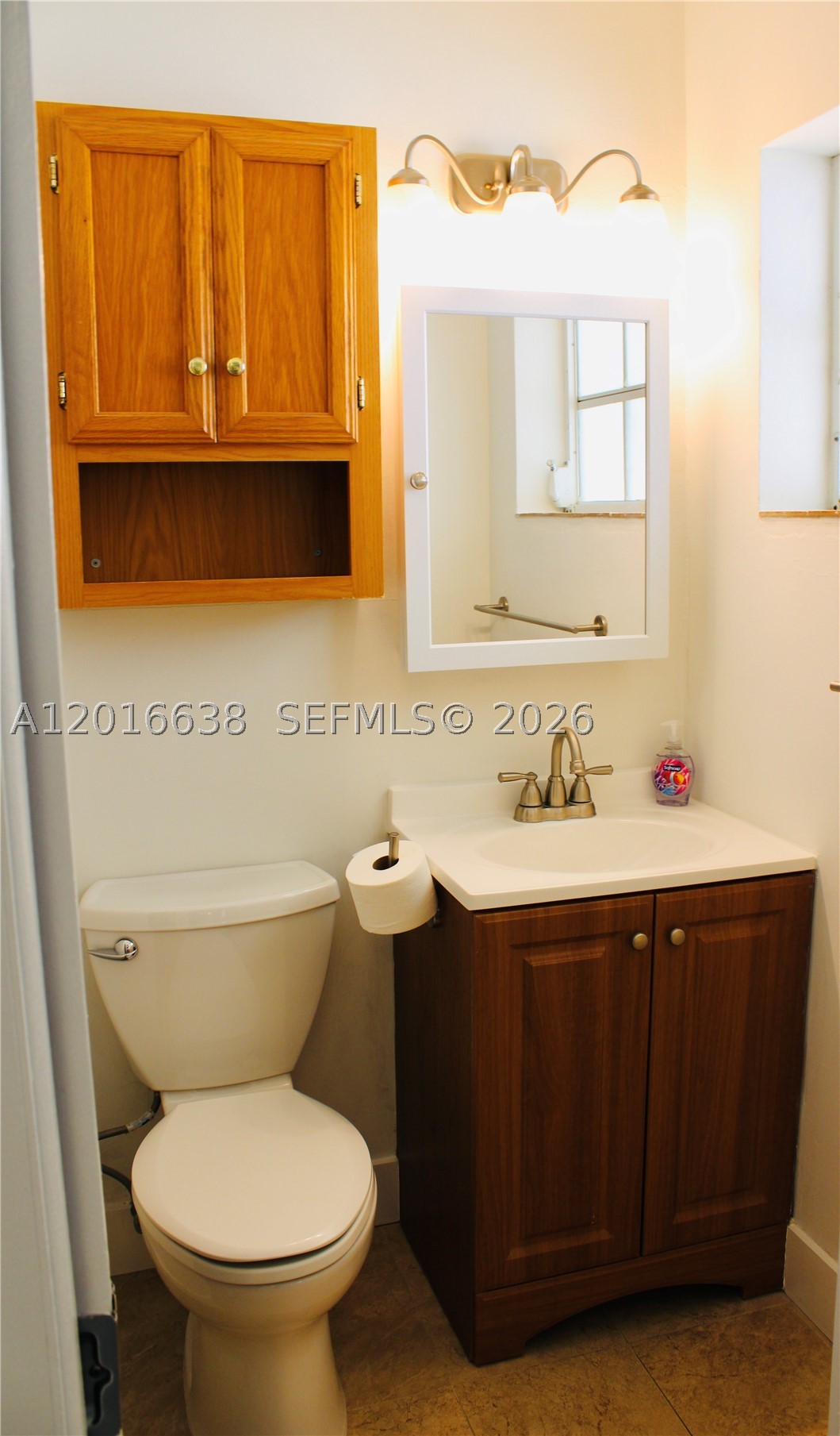 4870 Sw 6th St Property Photo 15