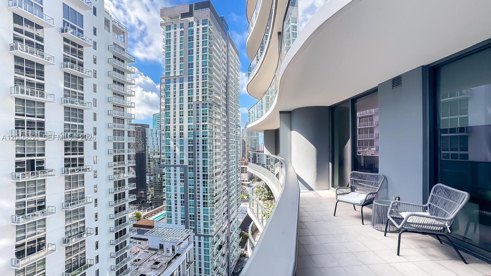 1000 Brickell Plz 2603 Property Photo 2