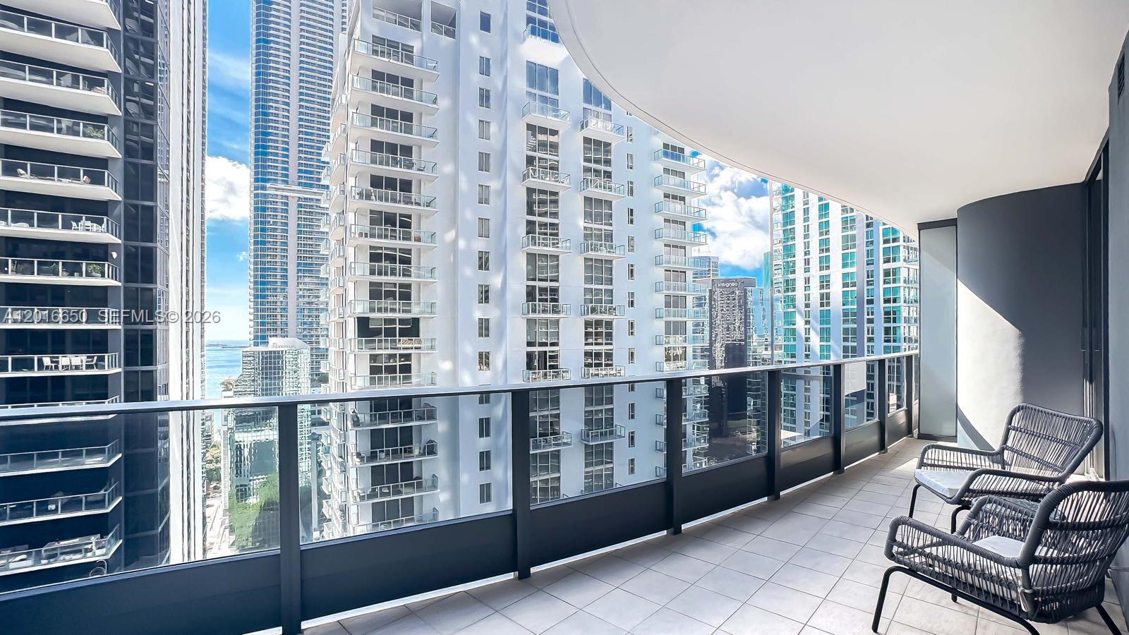 1000 Brickell Plz 2603 Property Photo 3