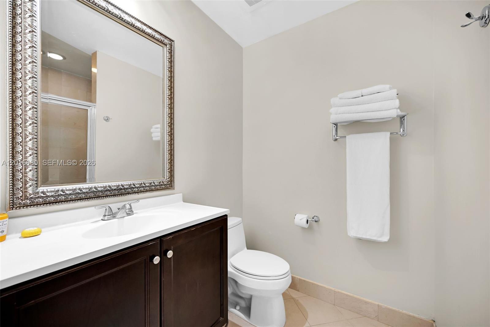 100 S Pointe Dr 801 Property Photo 11