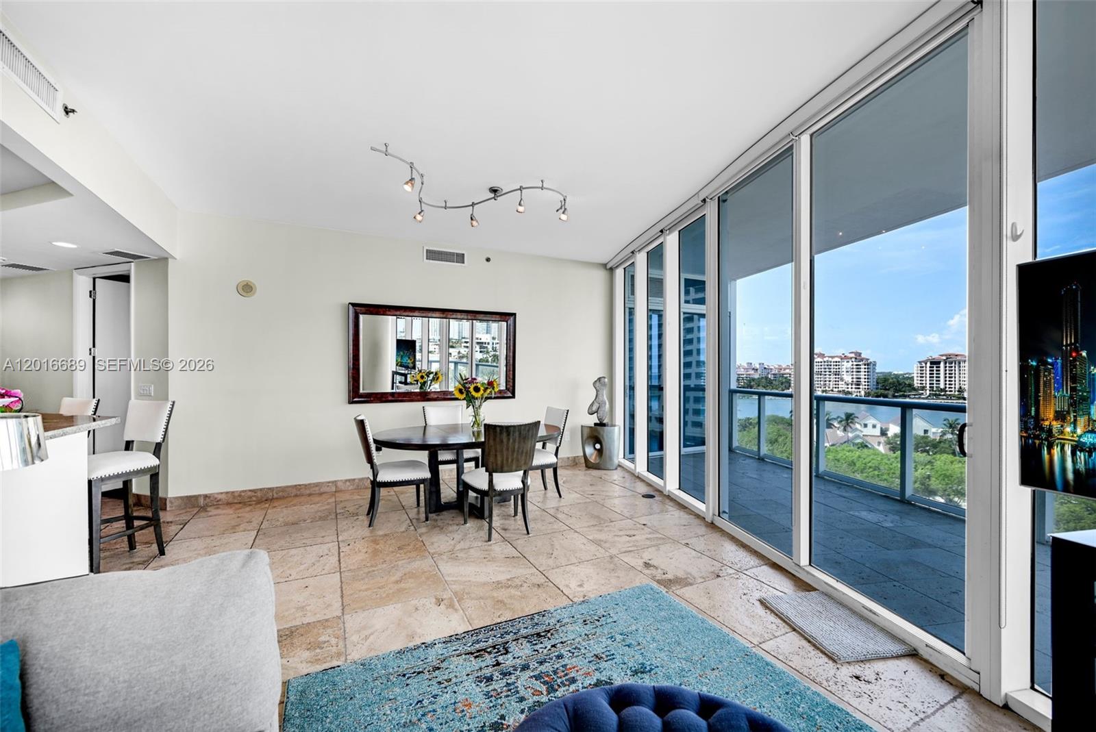 100 S Pointe Dr 801 Property Photo 22