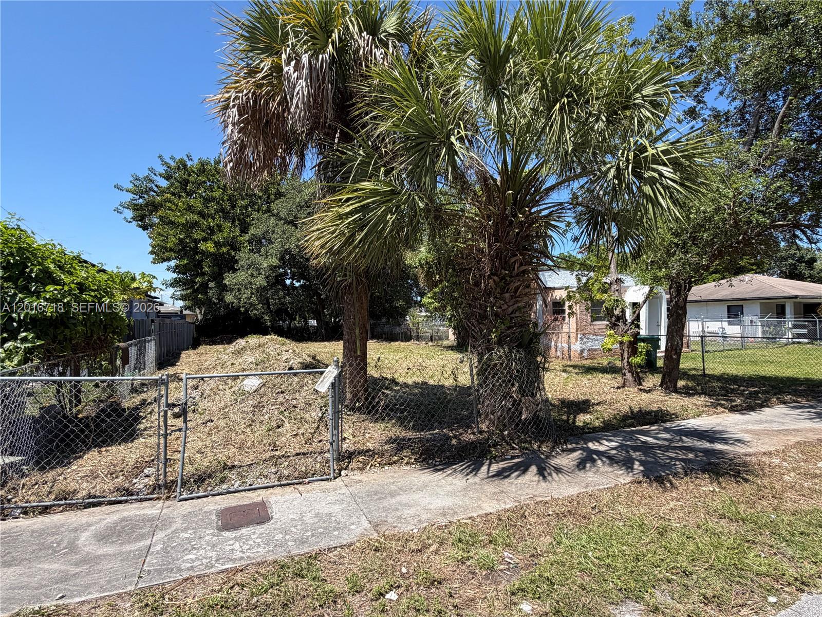 2381 Nw 63rd St Property Photo 4
