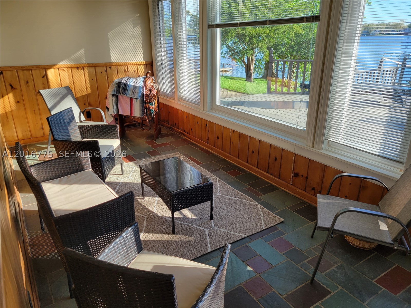 605 Hilltop Drive Property Photo 17