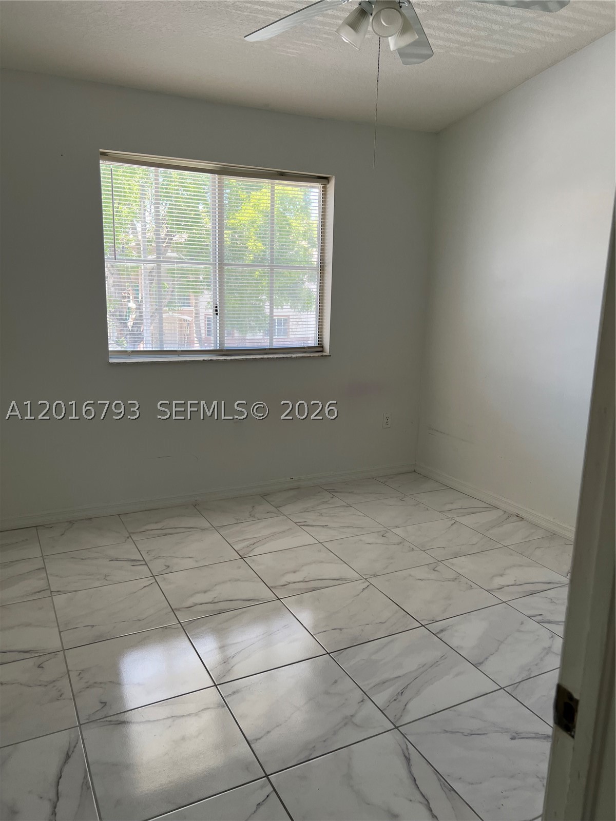 2931 Se 12 Rd 204-55 Property Photo 8