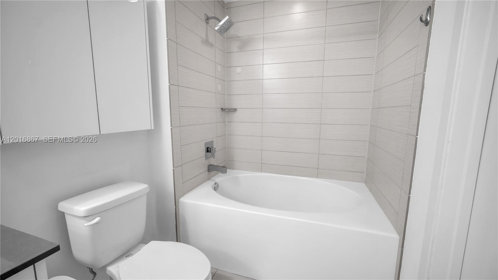 999 Sw 1st Ave 2009 Property Photo 13