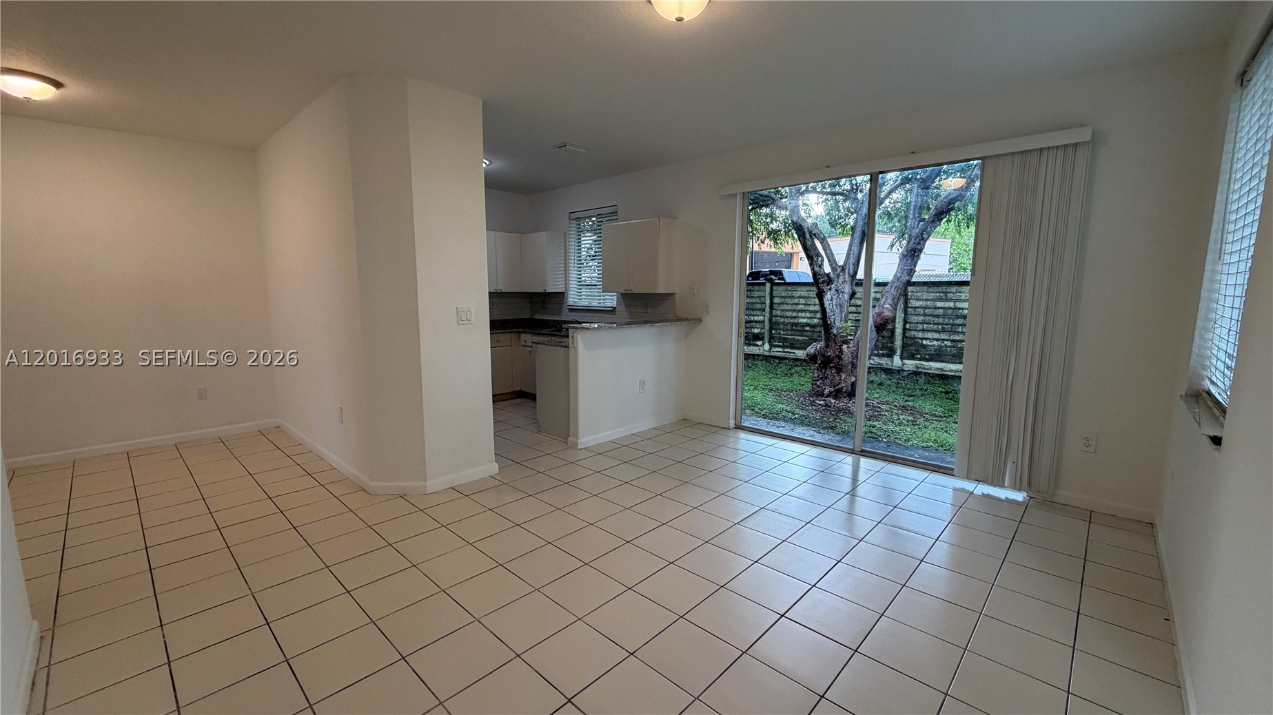 A12016933 Property Photo 8