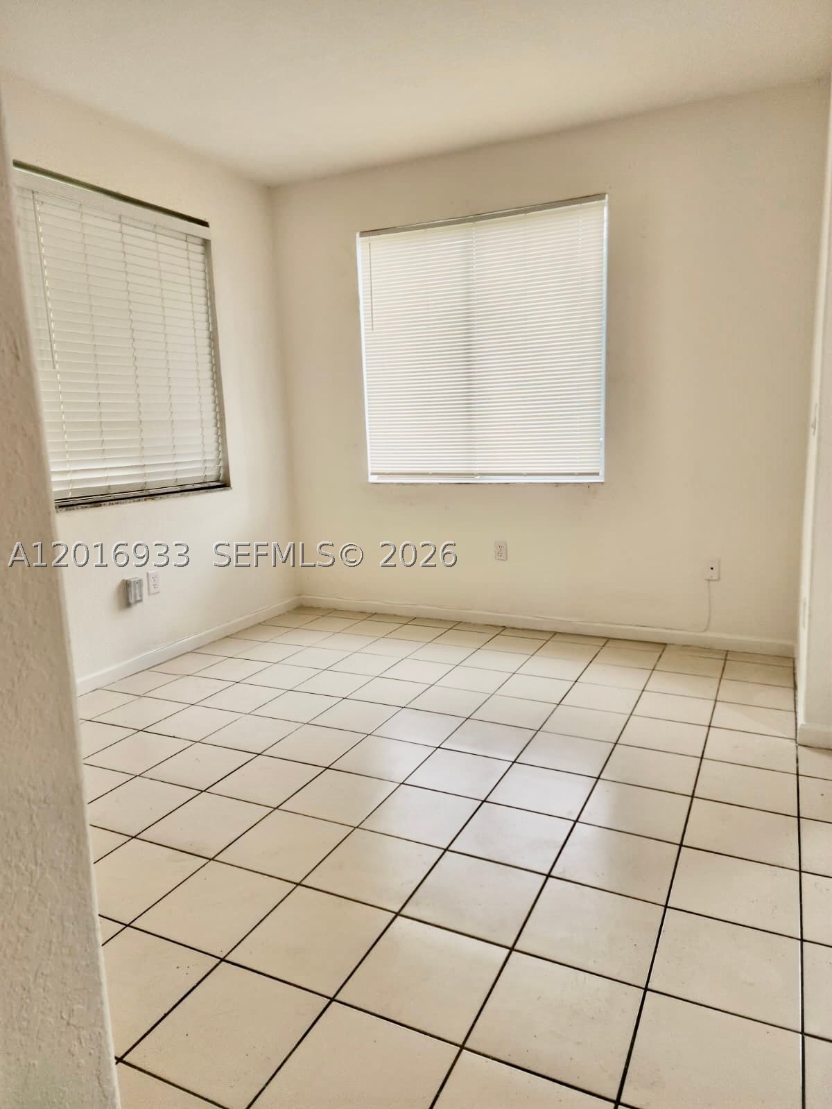 A12016933 Property Photo 9