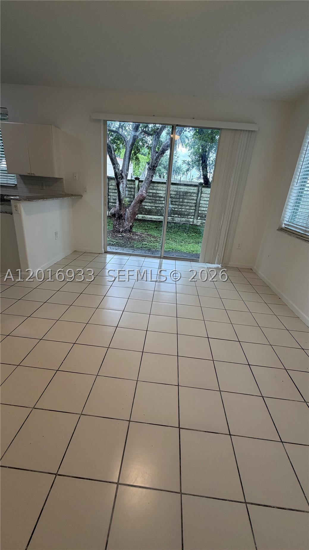 A12016933 Property Photo 12