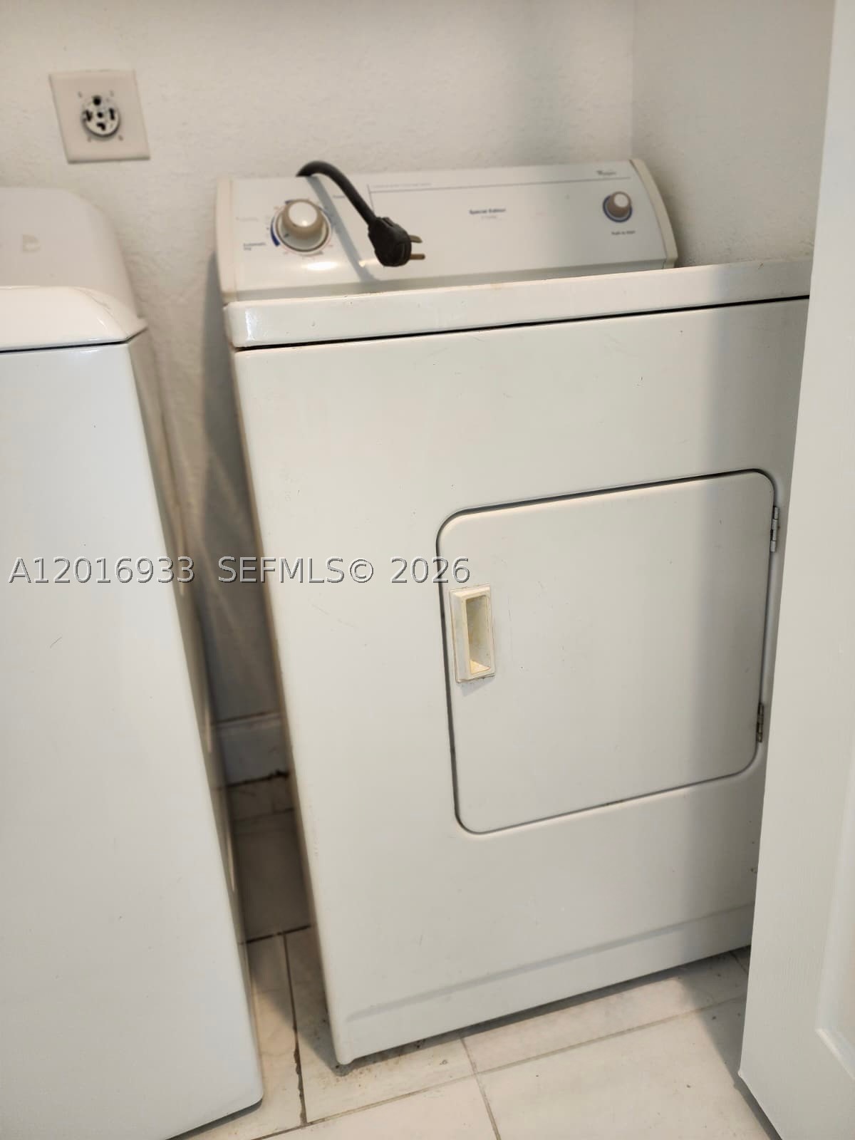 A12016933 Property Photo 15