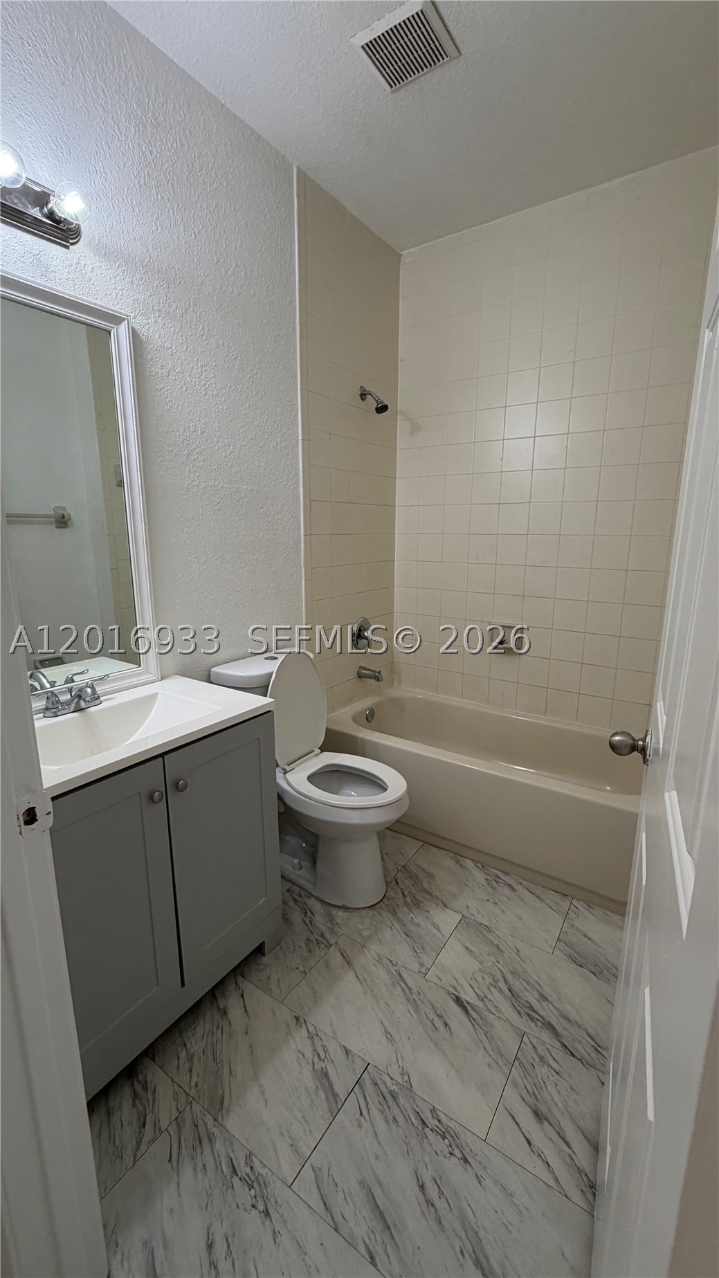 A12016933 Property Photo 42