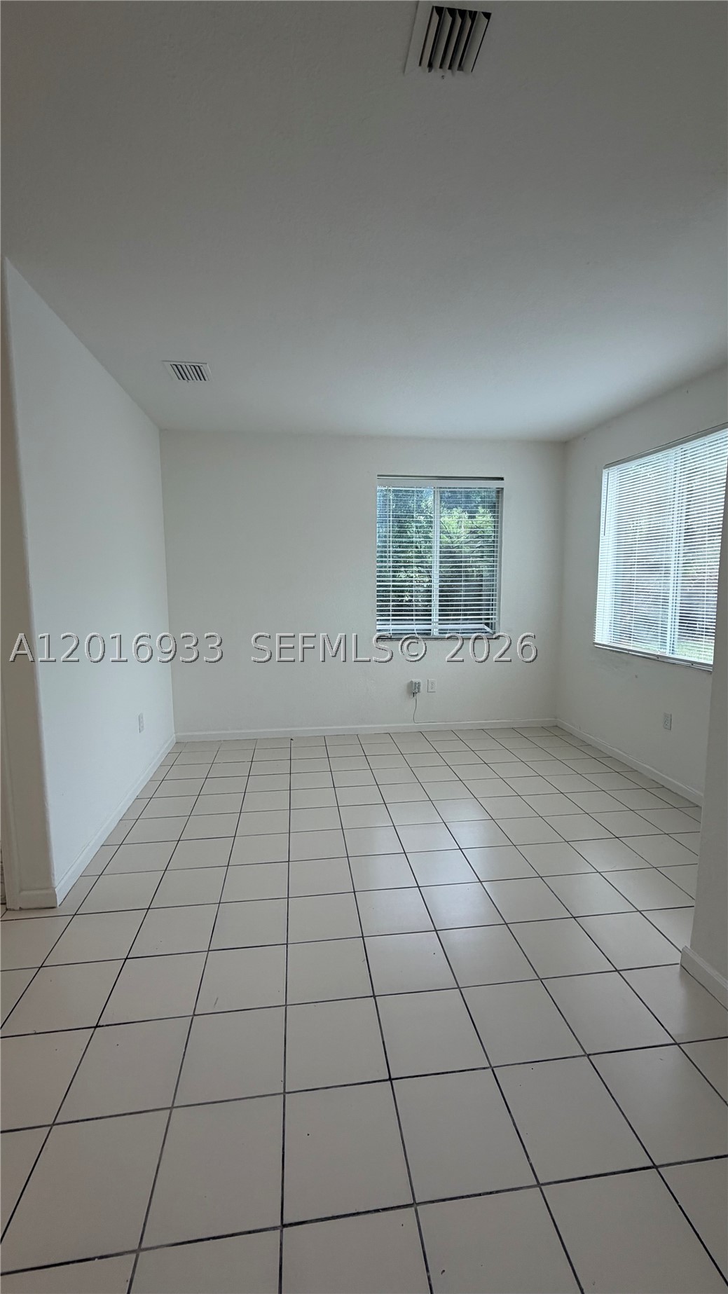 A12016933 Property Photo 46