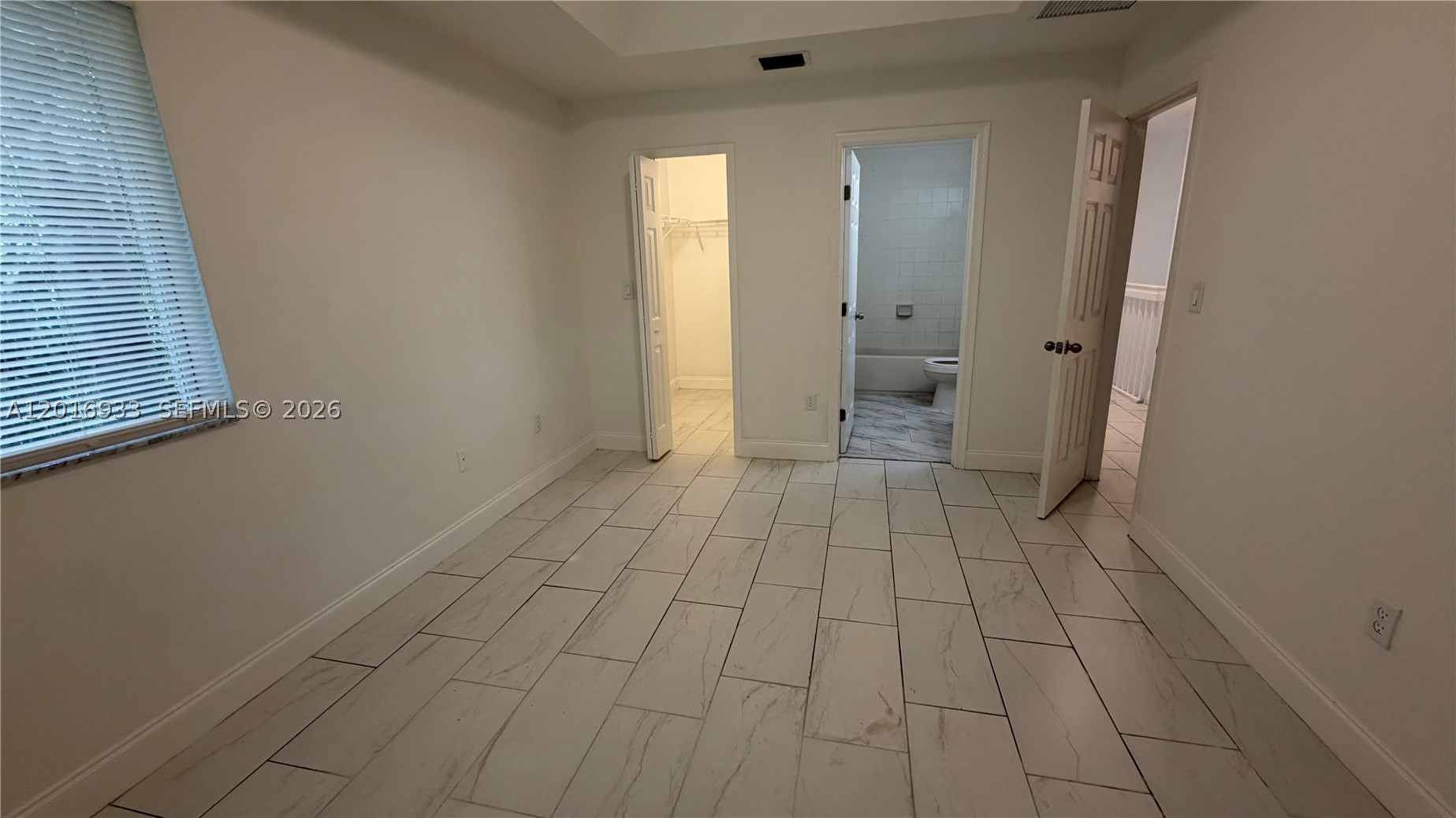 A12016933 Property Photo 54