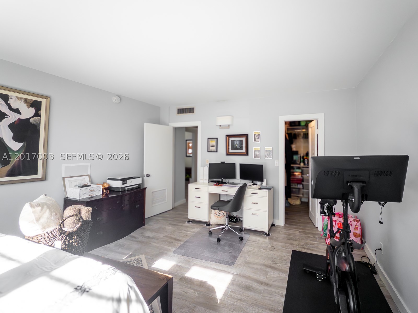 90 Edgewater Dr 114 Property Photo 13
