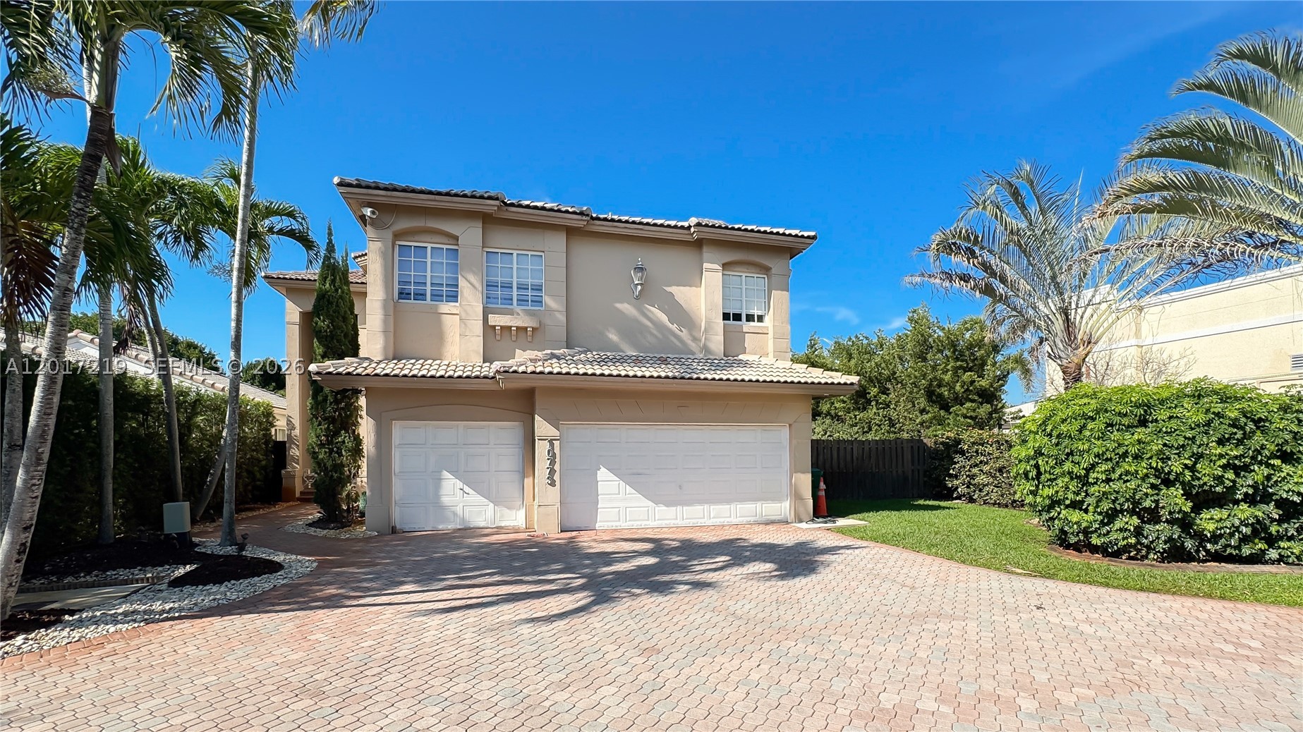 10773 Nw 73rd Ter Property Photo 4