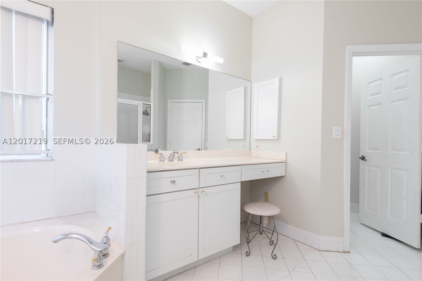 10773 Nw 73rd Ter Property Photo 29
