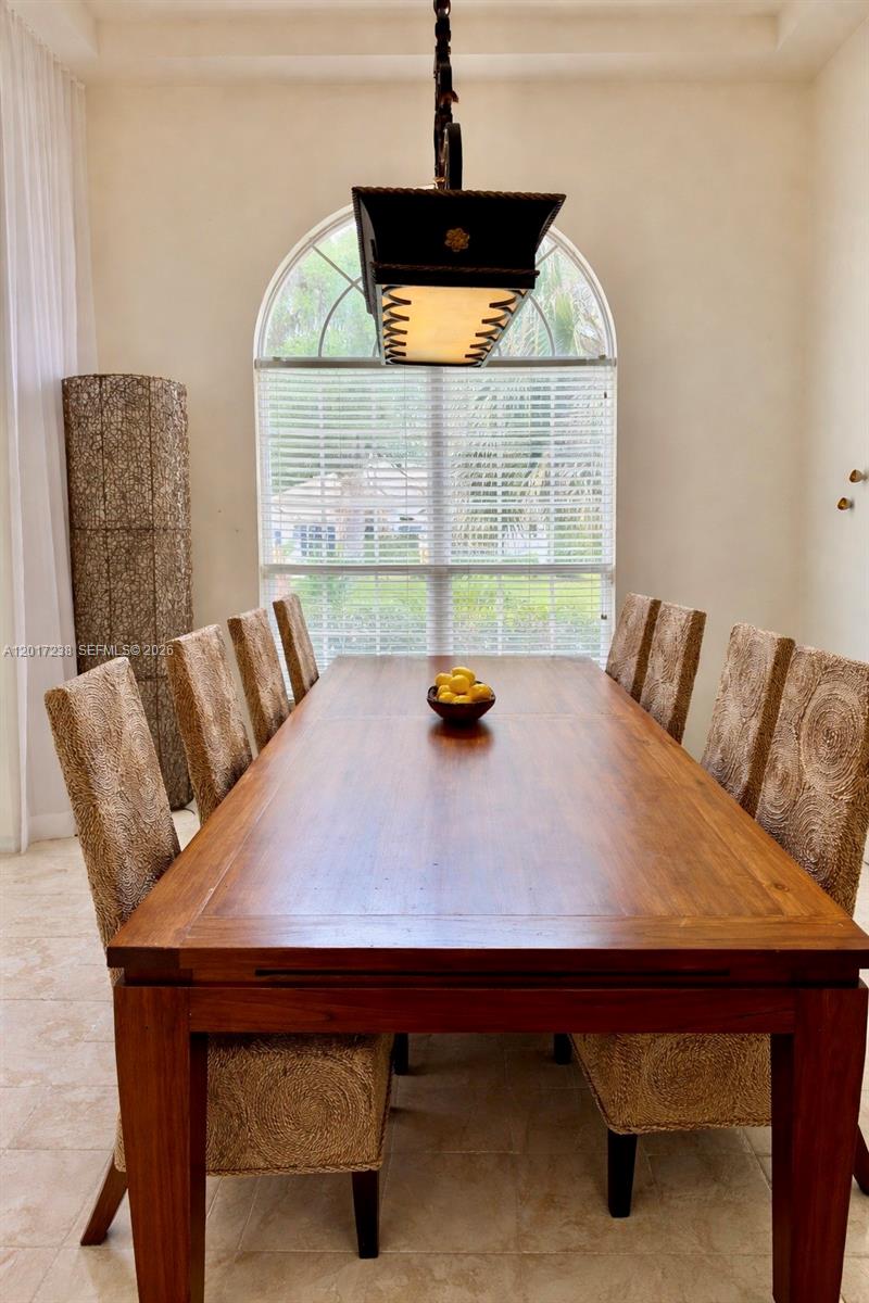1584 Shadowmoss Circle Property Photo 9