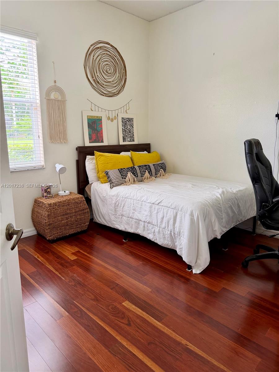 1584 Shadowmoss Circle Property Photo 11