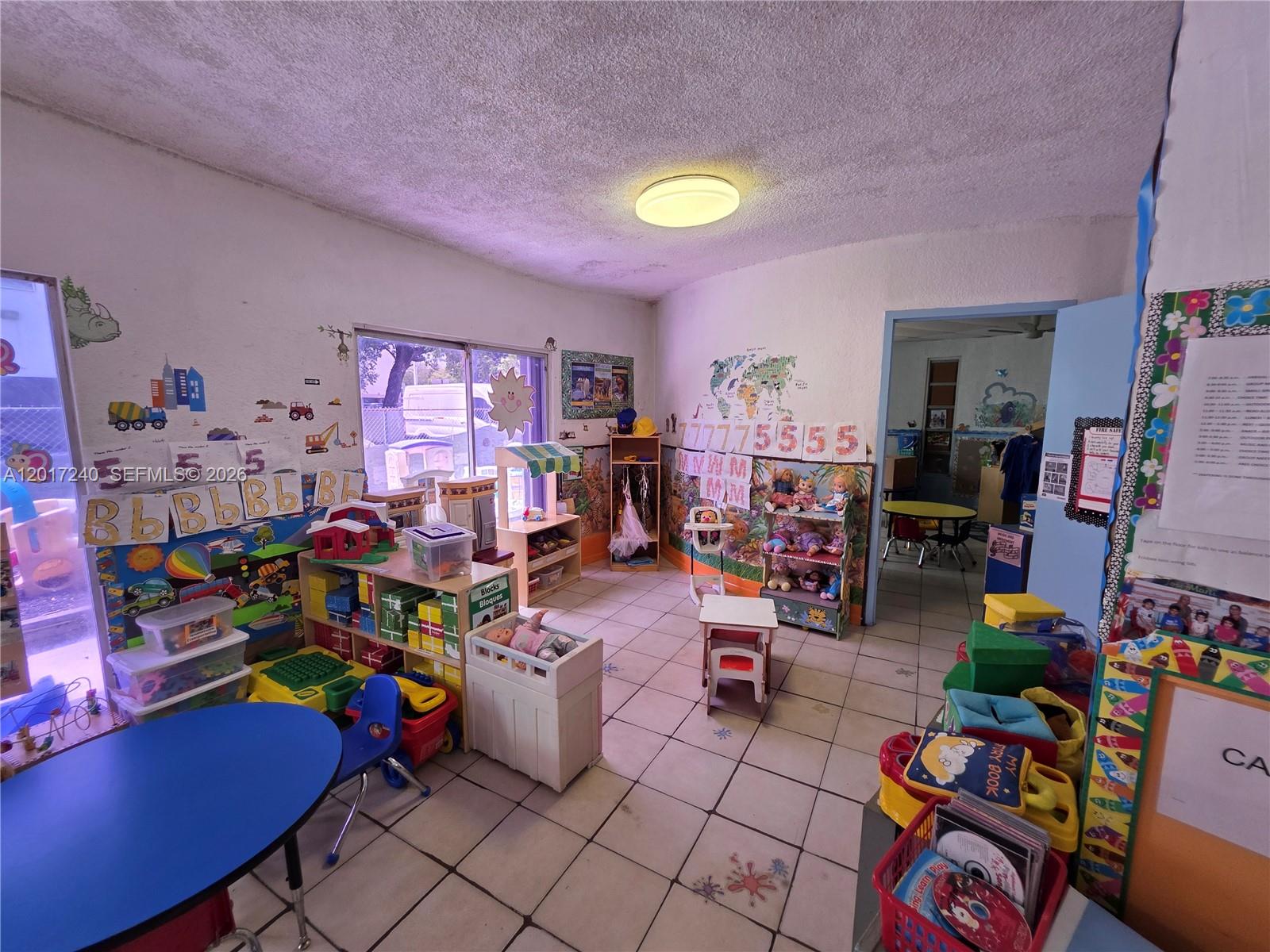 2660 Sw 17th St Property Photo 4