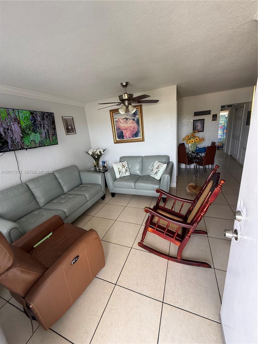 7101 SW 89th Ct 305 Property Photo 1