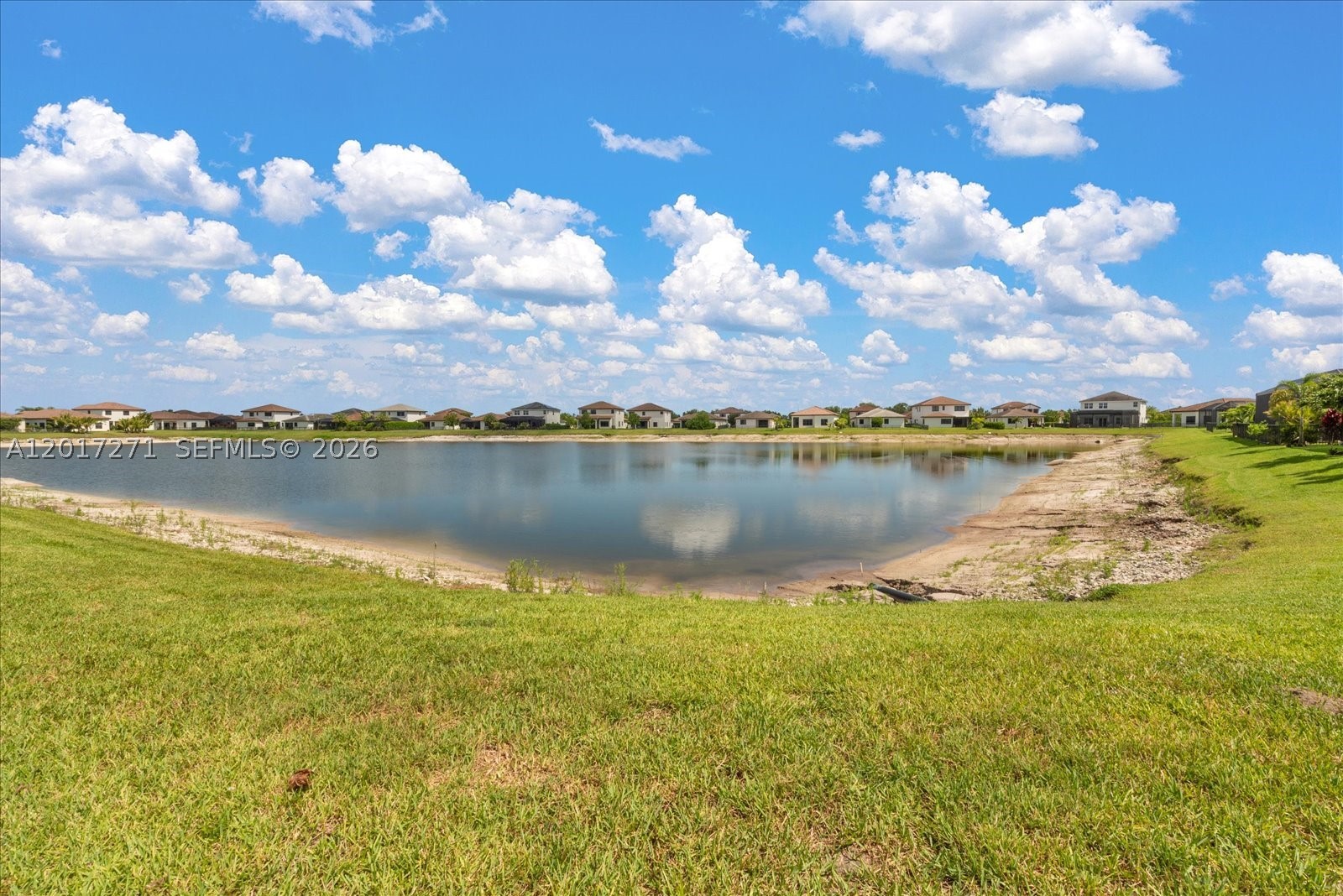 4881 Iron Horse Way Property Photo 7