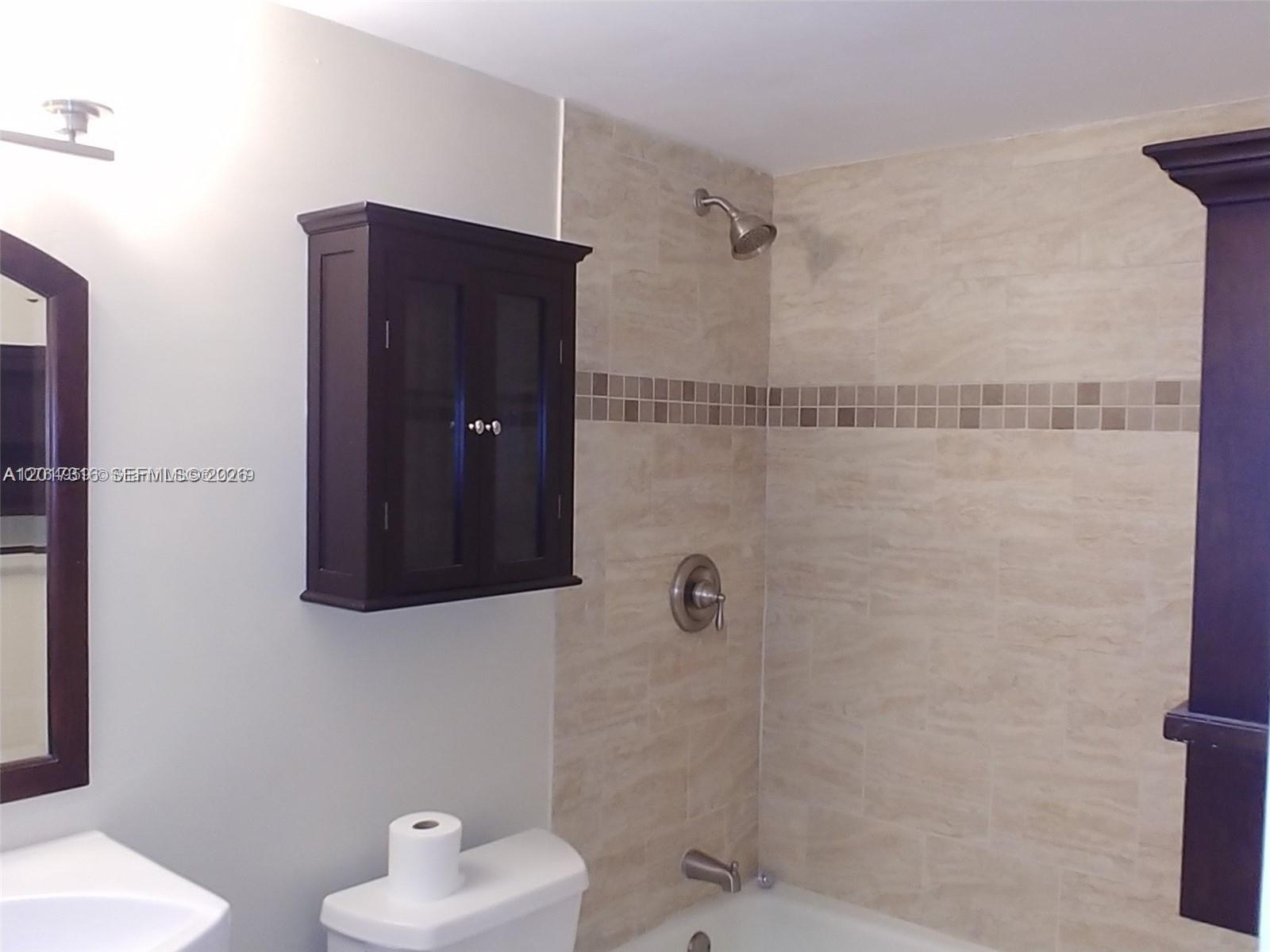 660 Tennis Club Dr 101 Property Photo 4