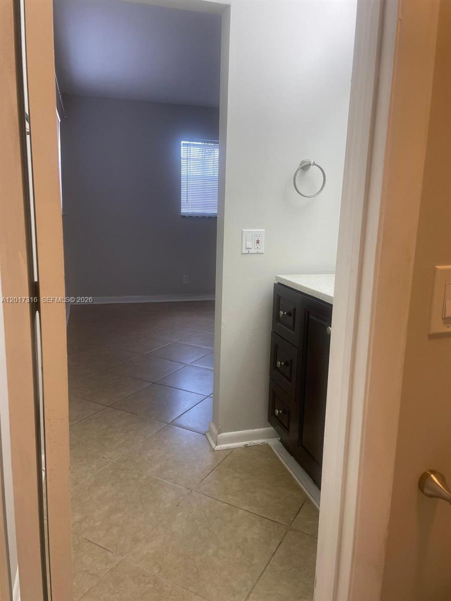 660 Tennis Club Dr 101 Property Photo 24