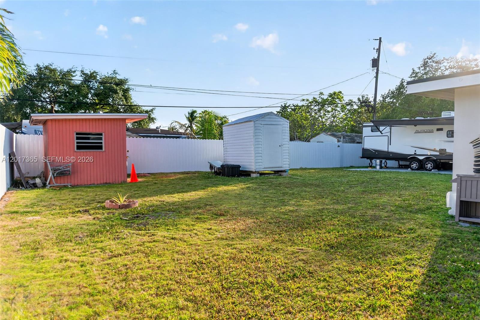 9760 Memorial Rd Property Photo 16
