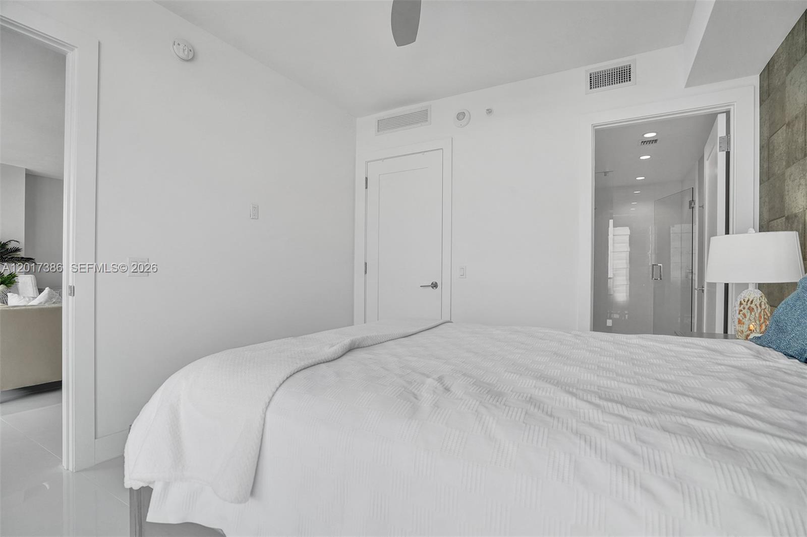 100 E Las Olas Blvd 3602 Property Photo 21