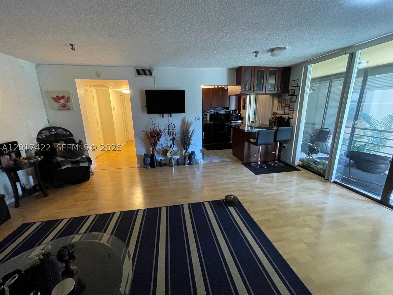 671 Ne 195th St 207-e Property Photo 4