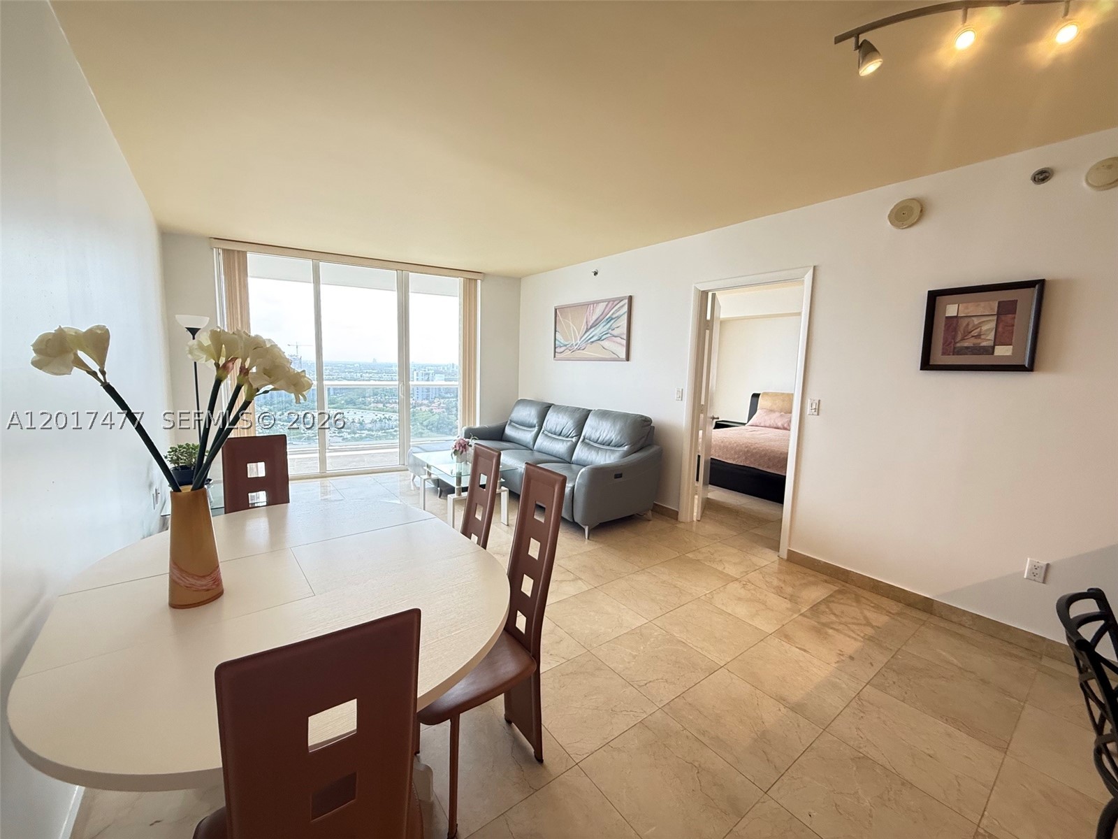1850 S Ocean Dr 2909 Property Photo 8