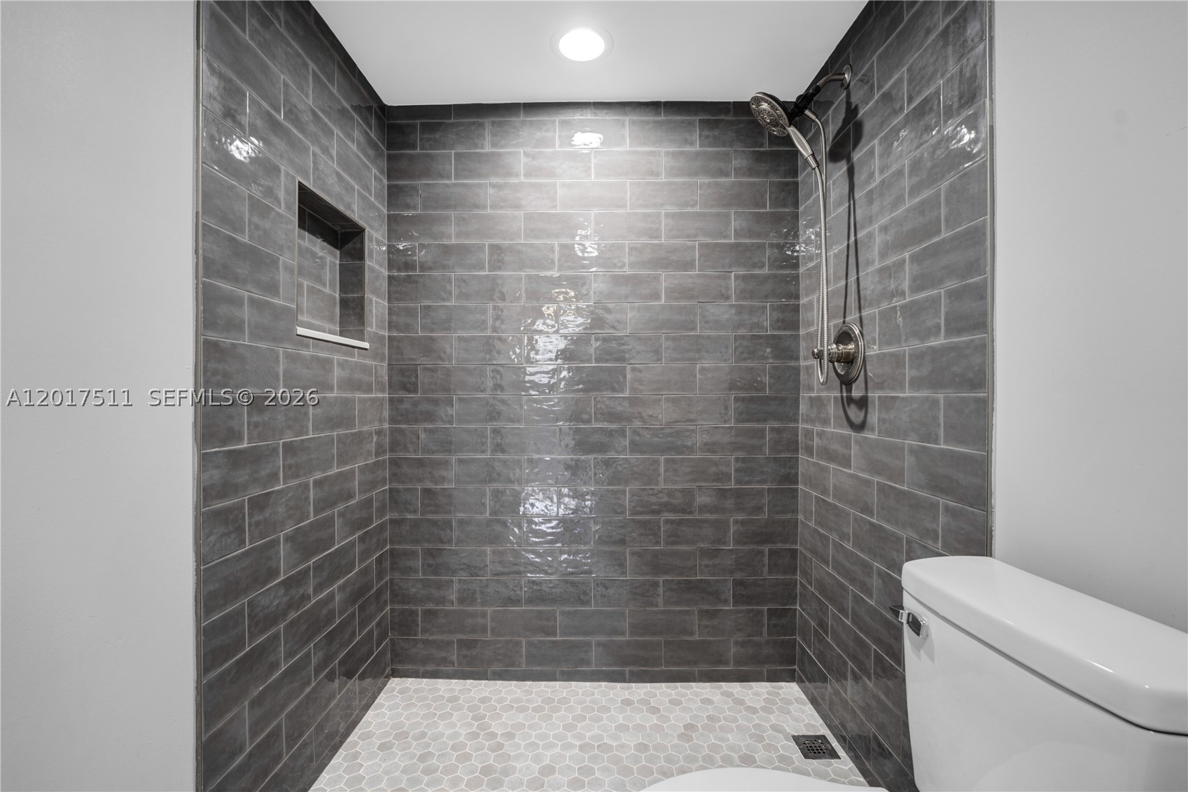 7100 Nw 17th St 305 Property Photo 26