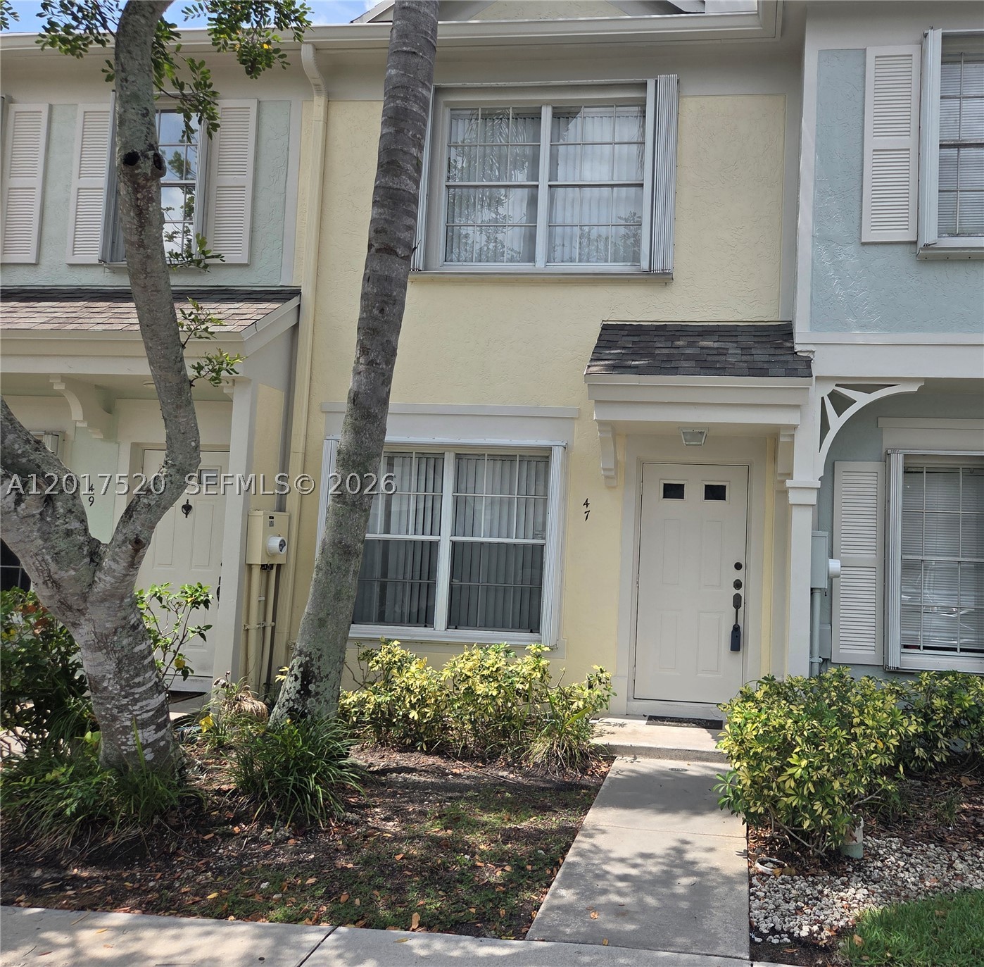 47 Simonton Cir Property Photo 1