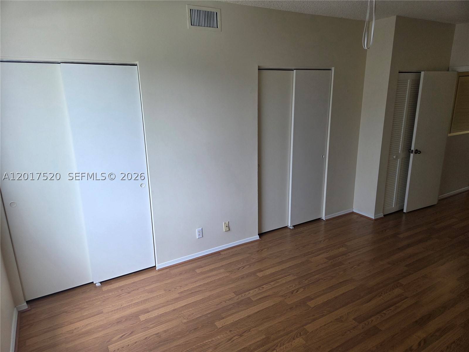 47 Simonton Cir Property Photo 9