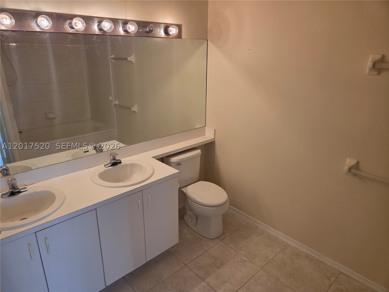 47 Simonton Cir Property Photo 10