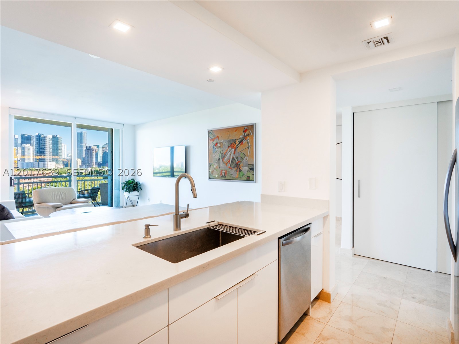 2475 Brickell Ave 903 Property Photo 1