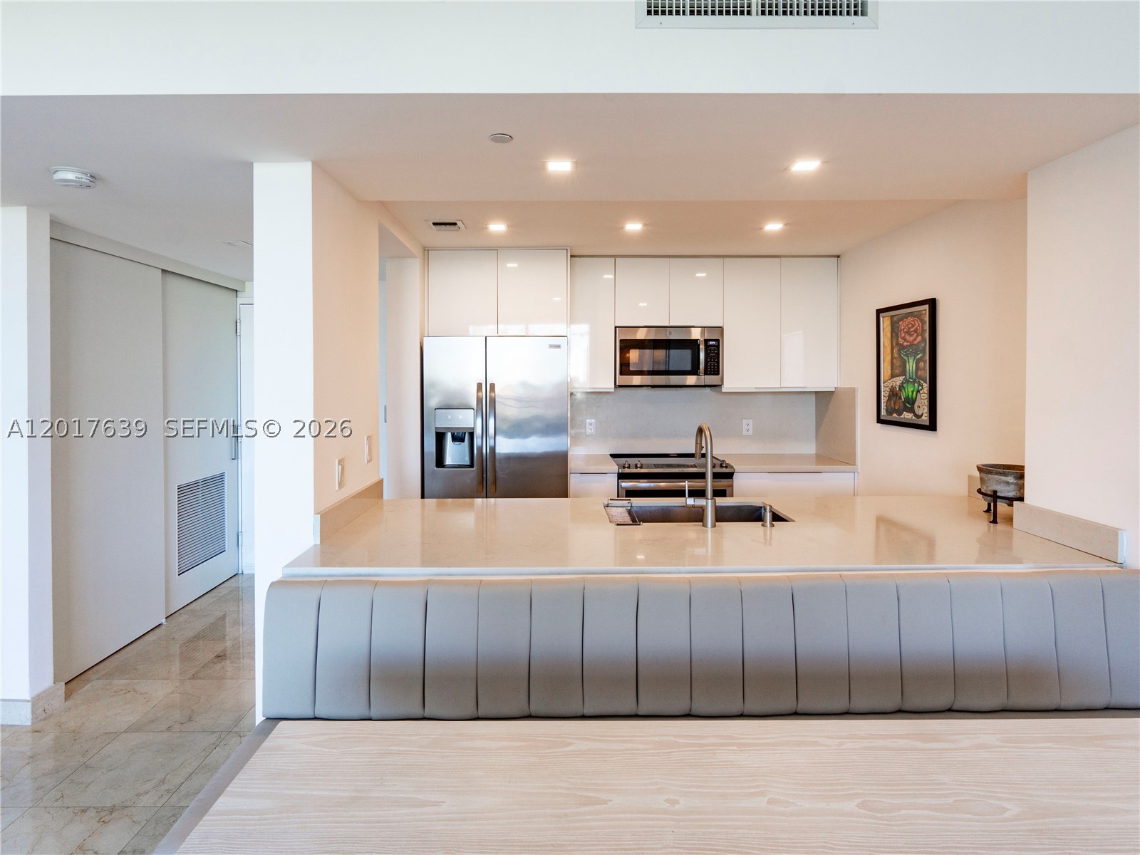 2475 Brickell Ave 903 Property Photo 7